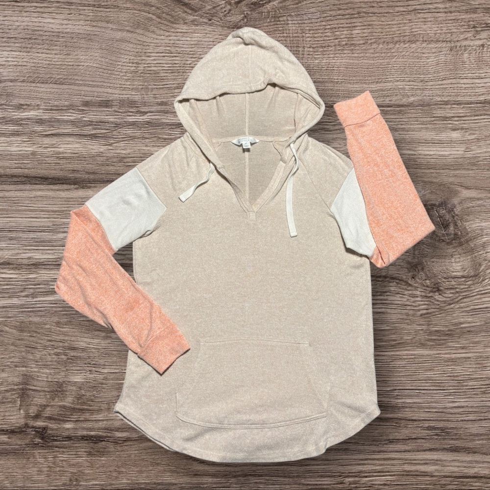 Market & Spruce Dayana Colorblock Hooded Knit Top